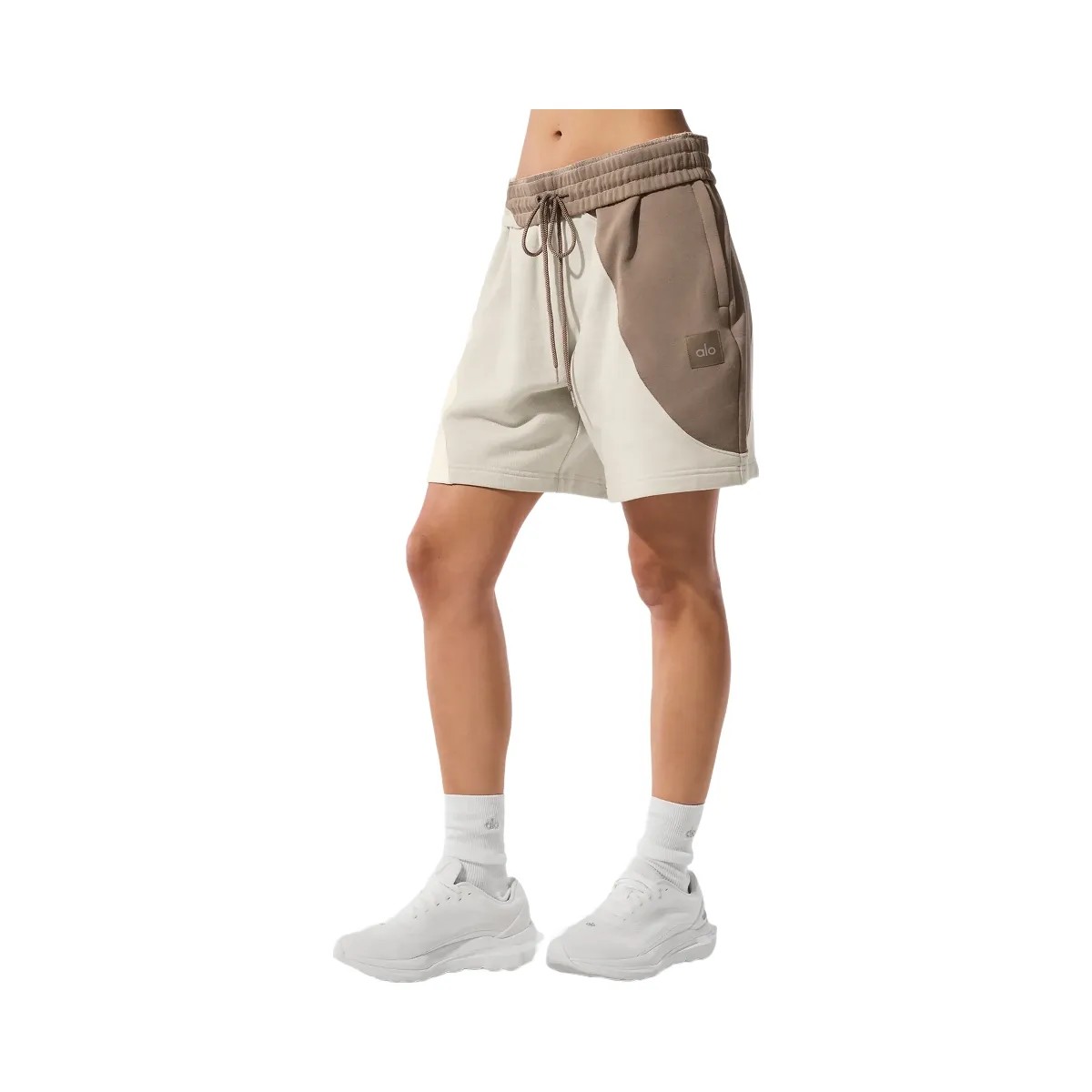 Alo Women's 7" Make Waves Short - Ivory/Bone/Gravel - HypeFly India View 4