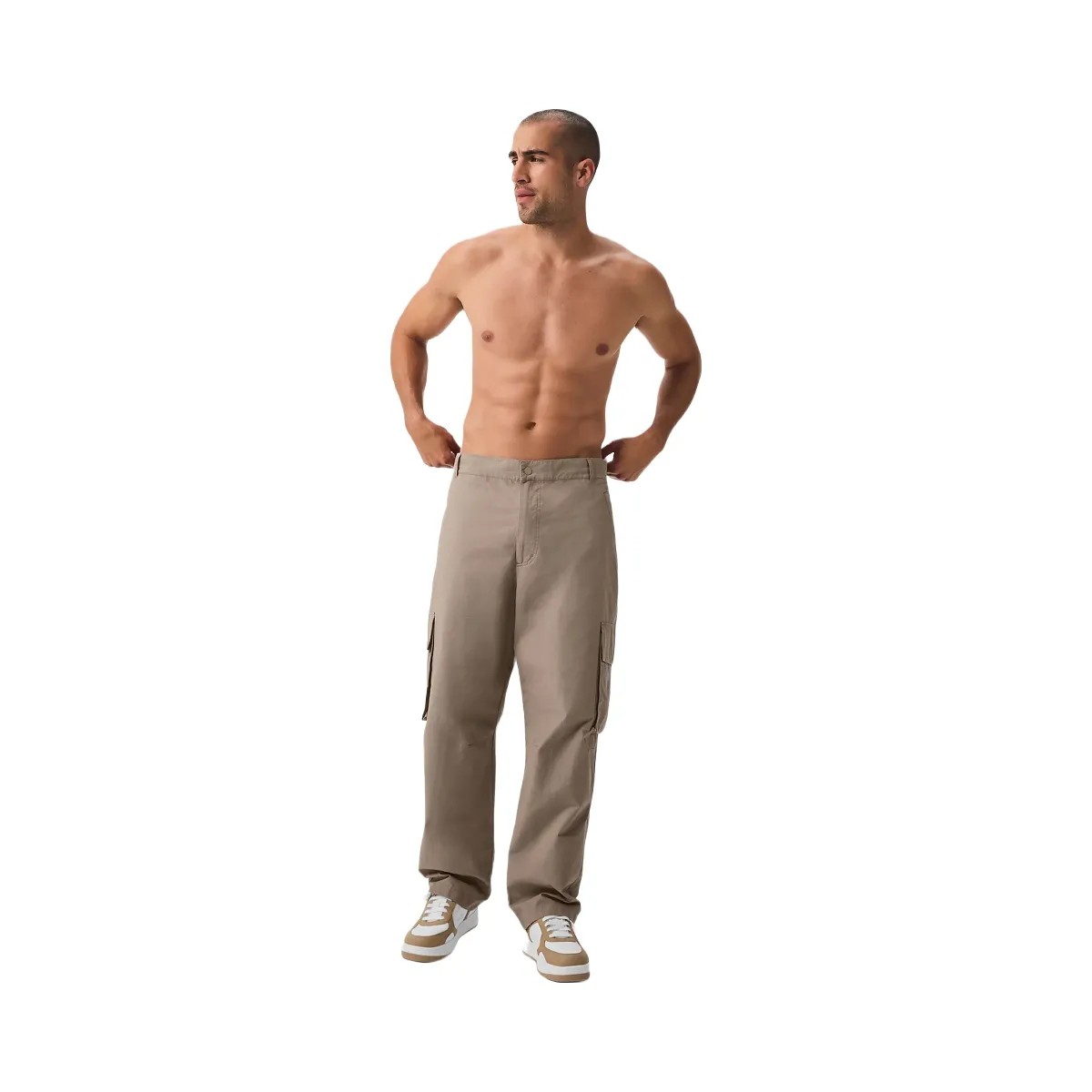 Alo Men's Cargo Ripstop Trouser - Gravel - HypeFly India View 1