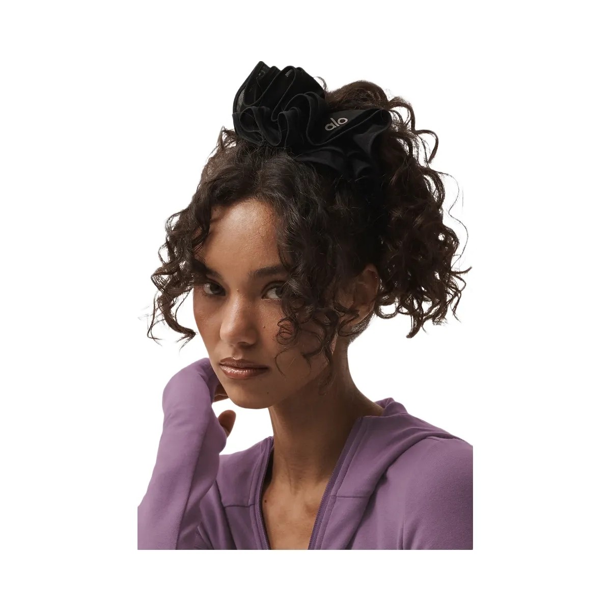 Alo Mesh Sweet Nothing Oversize Scrunchie - Black - HypeFly India View 2