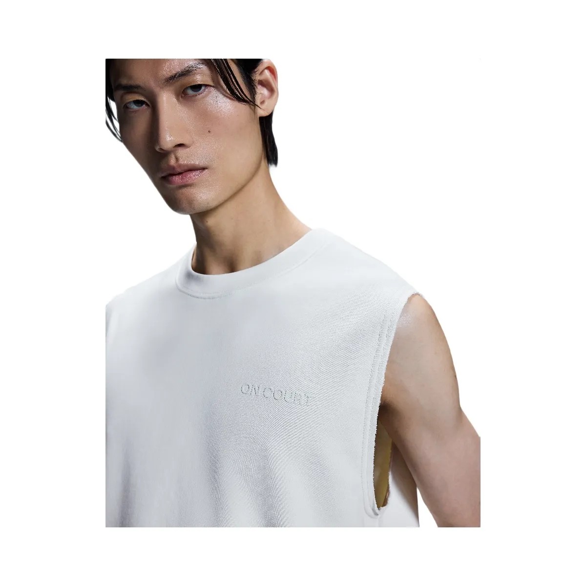 On Open Club Crew Crop White - HypeFly India View 4