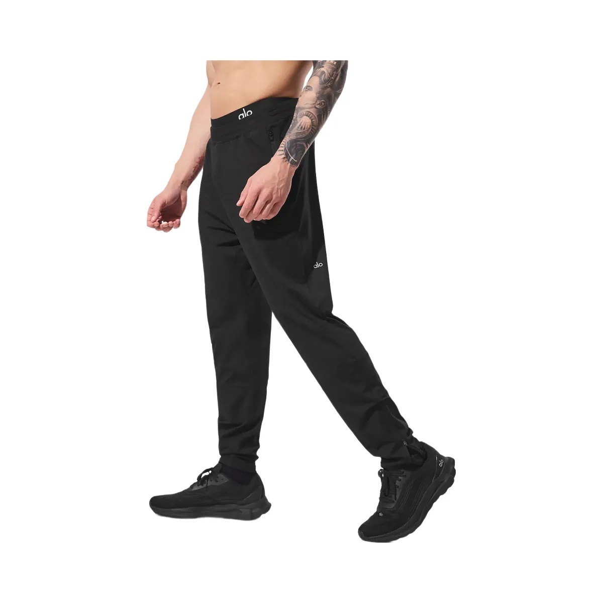 Alo Men's Conquer React Performance Pant - Black - HypeFly India View 3