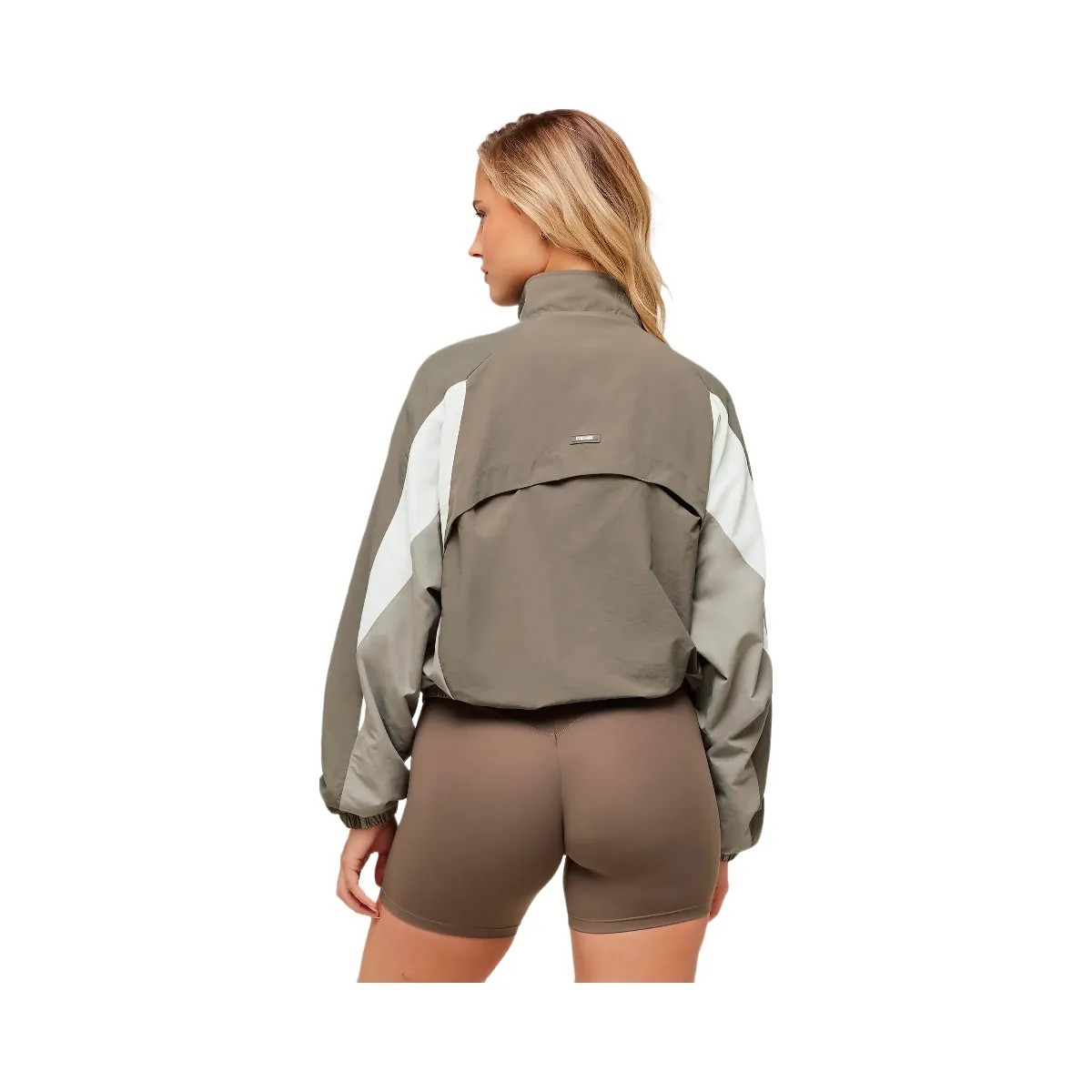 Gymshark Contrast Woven Jacket - Camo Brown/Linen Brown/Oat White - HypeFly India View 2