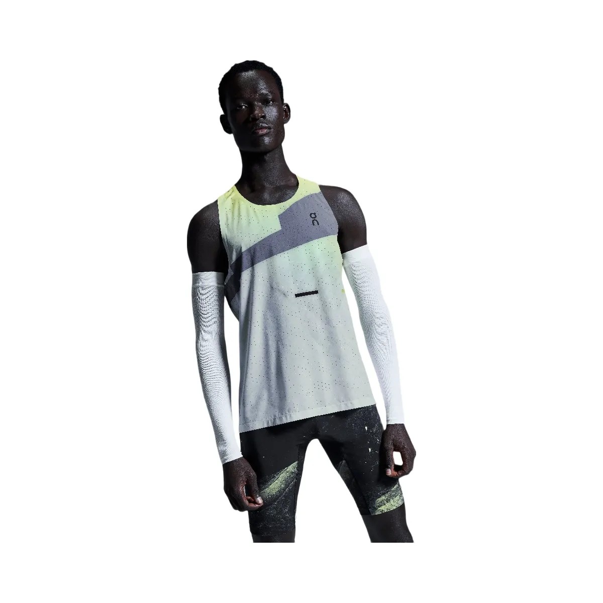 On Race Tights Half Black | Limelight - HypeFly India View 3