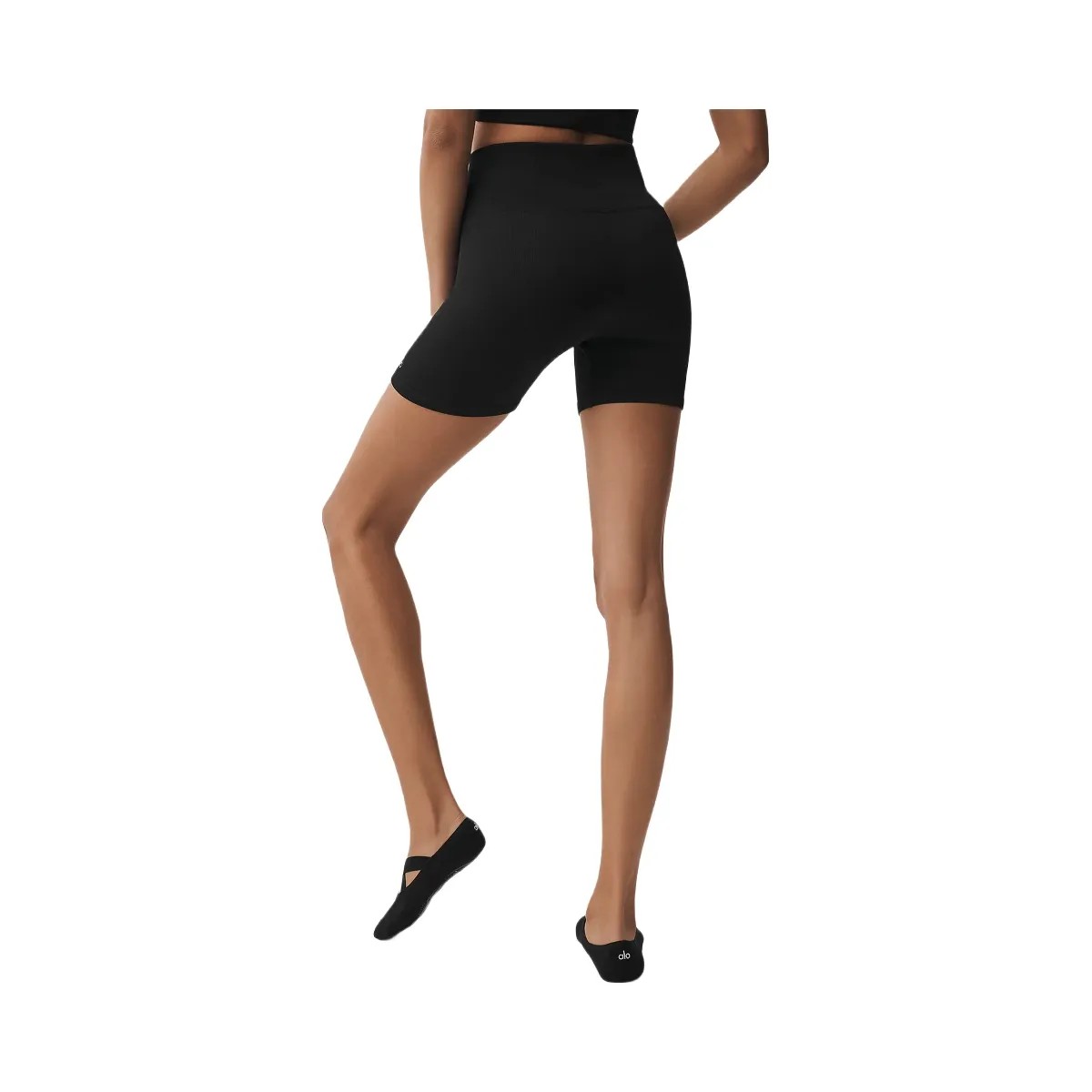Alo Women's 5" Seamless Ribbed Favorite Short - Black - HypeFly India View 2