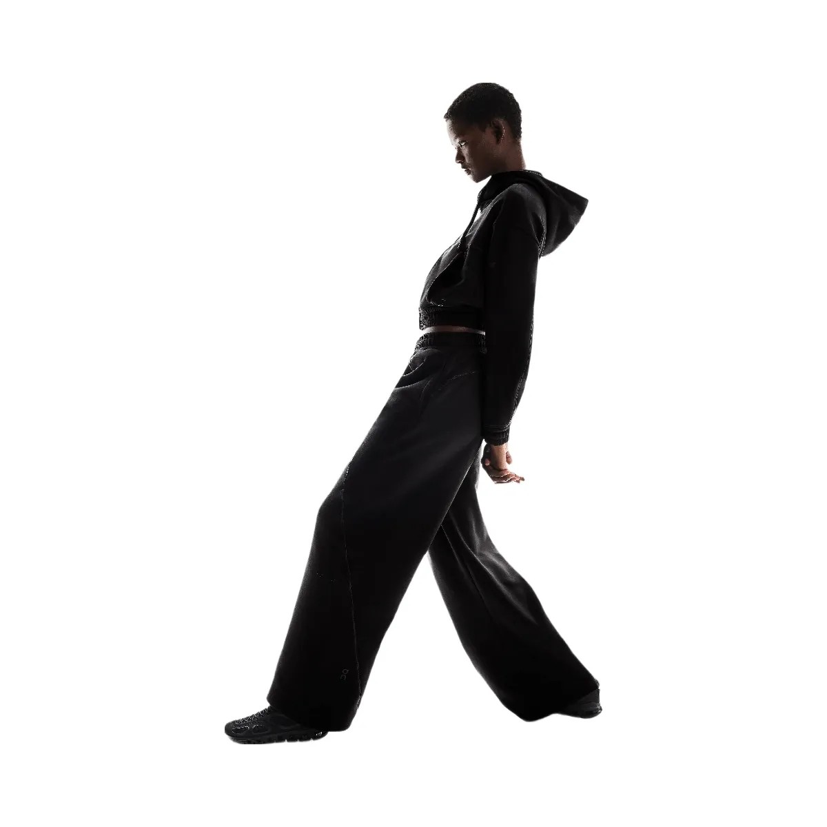 On Club Loose Pants Fka Black - HypeFly India View 2