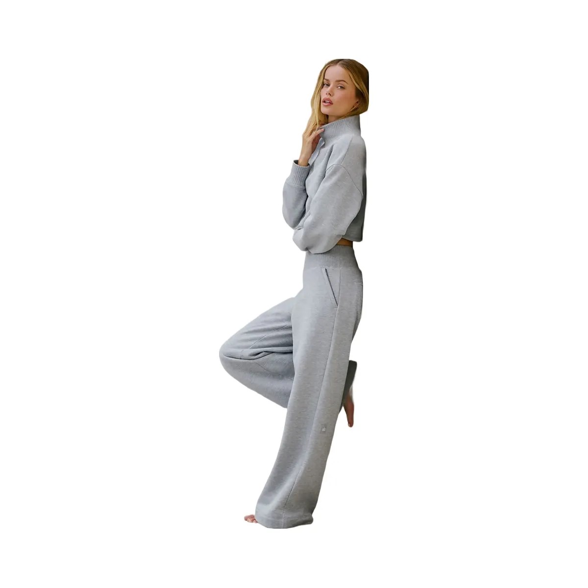 Alo Women's Serenity Wide Leg Sweatpant - Athletic Heather Grey - HypeFly India View 2