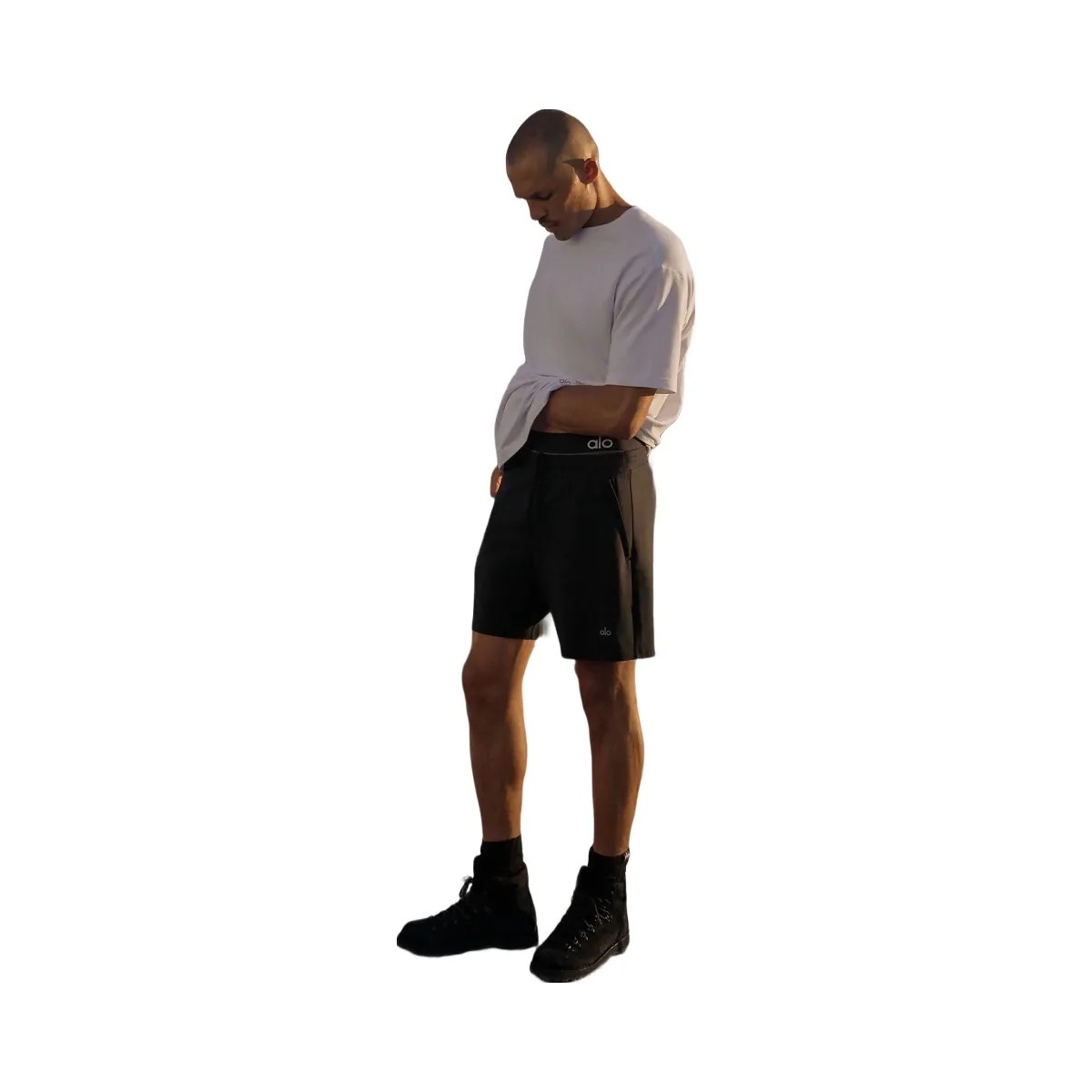 Alo Men's 7" Double Take Short - Black - HypeFly India View 6