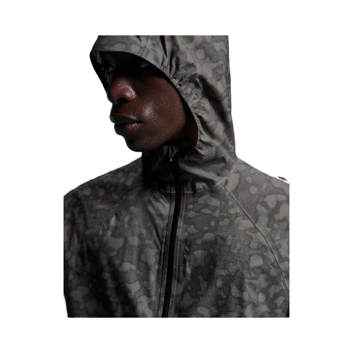 On Ultra Jacket Eclipse - HypeFly India View 4
