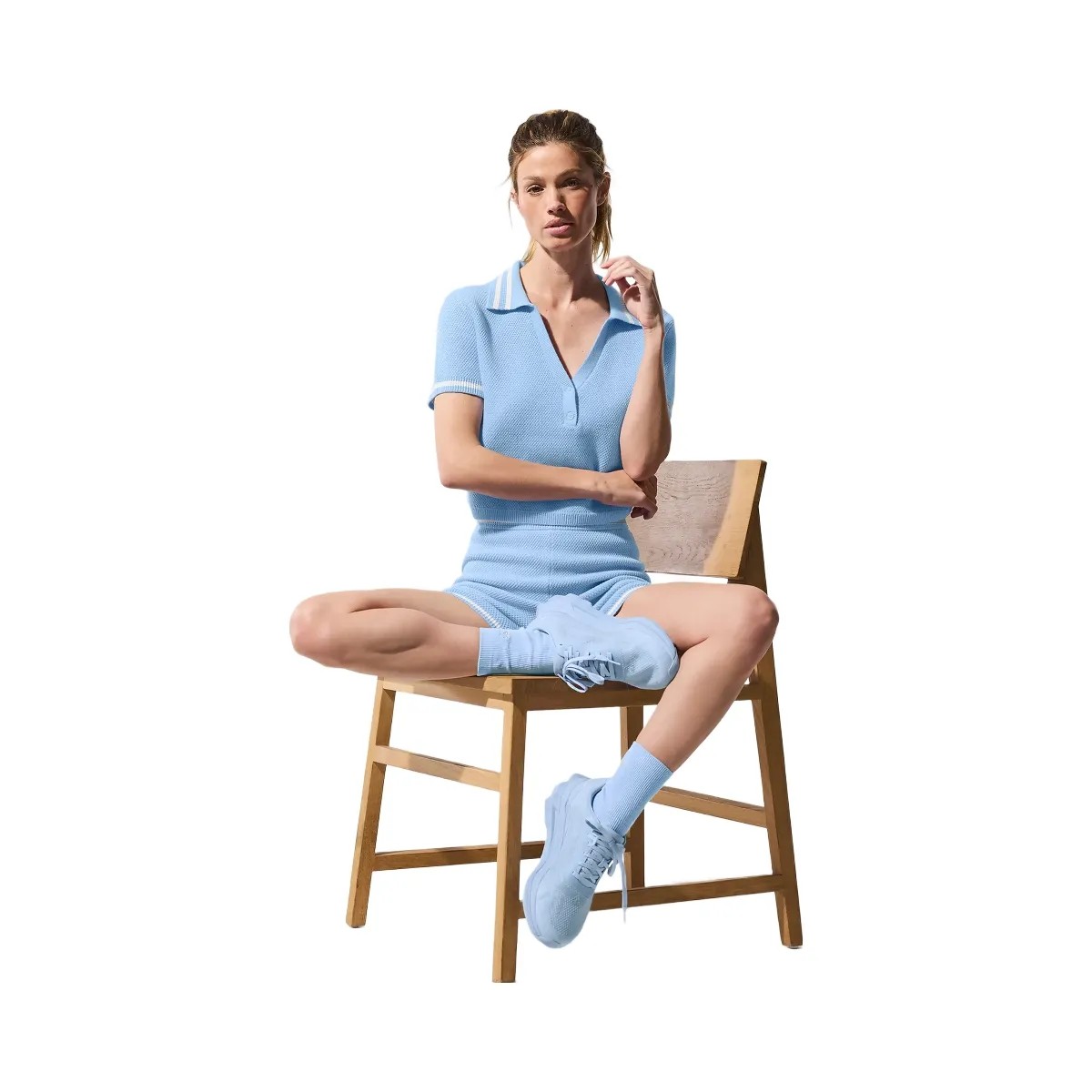 Alo Women's Tennis Club Sweater Knit Hot Short - Seashell Blue/White - HypeFly India View 4