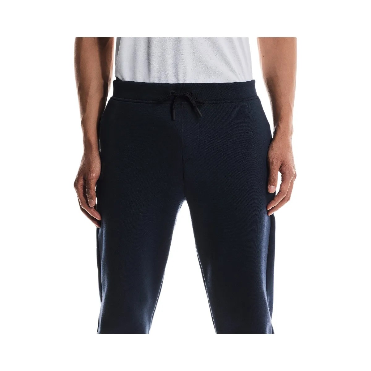 On Focus Tech Sweatpants Navy - HypeFly India View 5