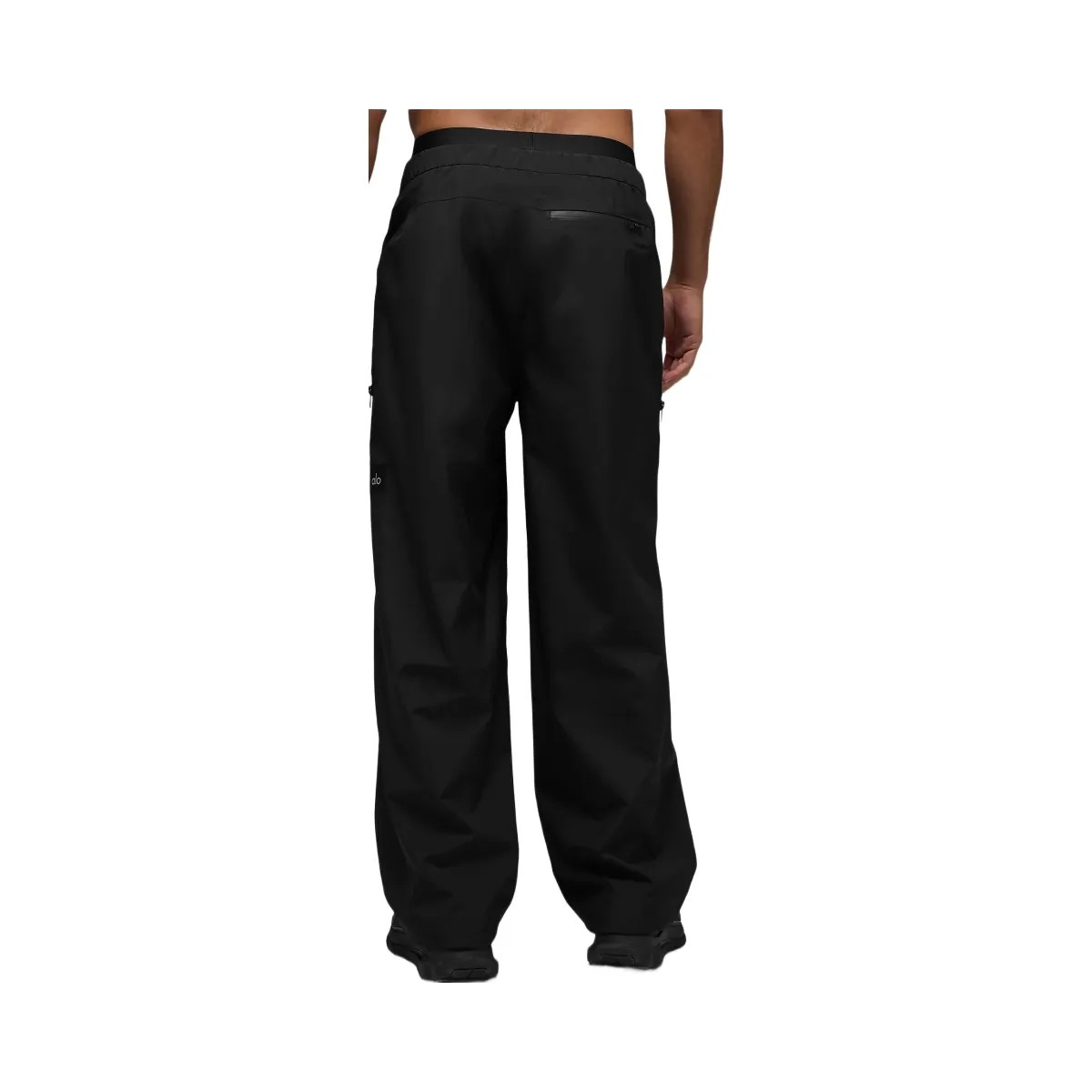 Alo Men's Alpha Shell Pant - Black - HypeFly India View 4