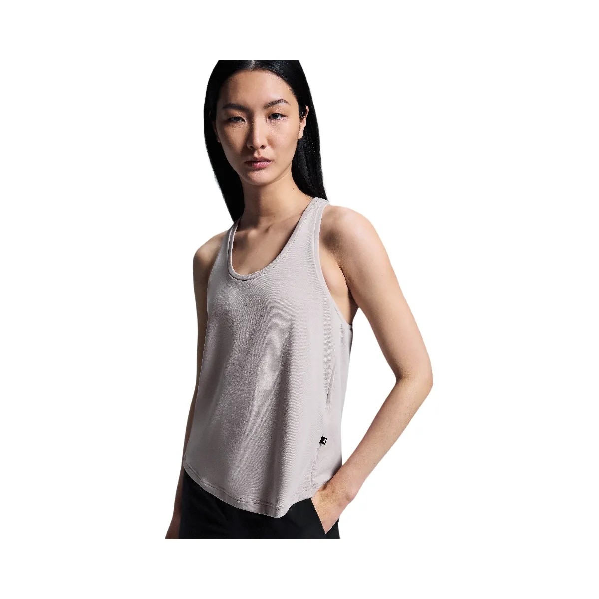 On Focus Tank Fade - HypeFly India View 4