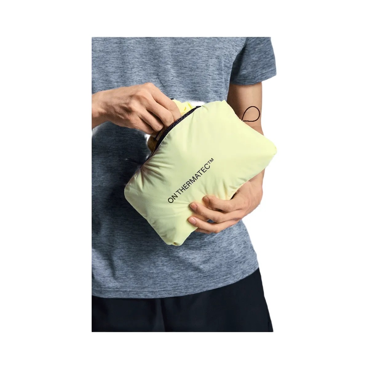 On Weather Jacket Insulated Hay - HypeFly India View 6