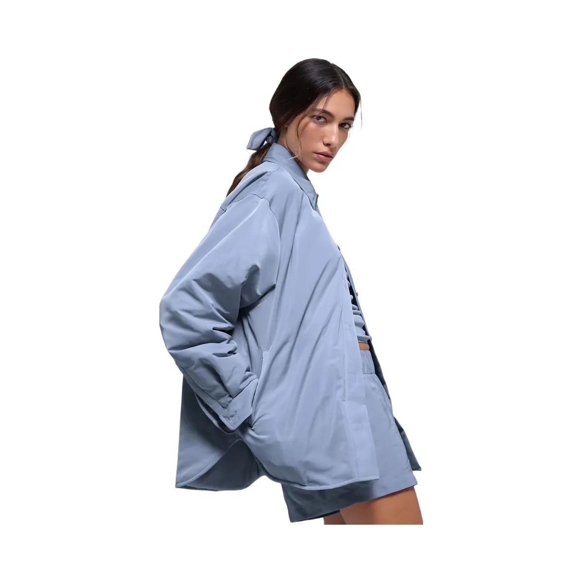Alo Women's Socialite Shacket - Winter Frost - HypeFly India View 2