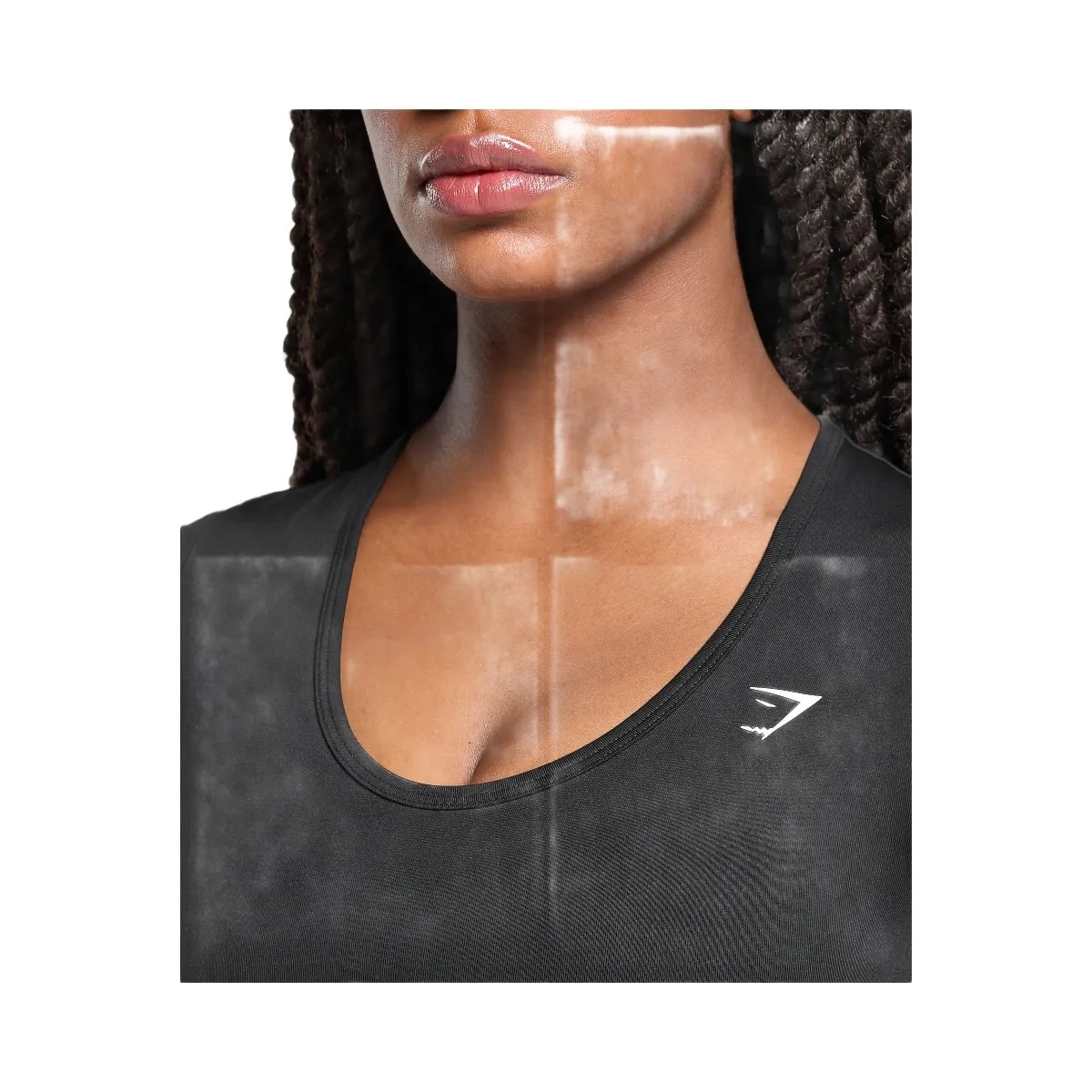 Gymshark Everyday Seamless Tight Fit Crew Neck Tee - Black - HypeFly India View 5