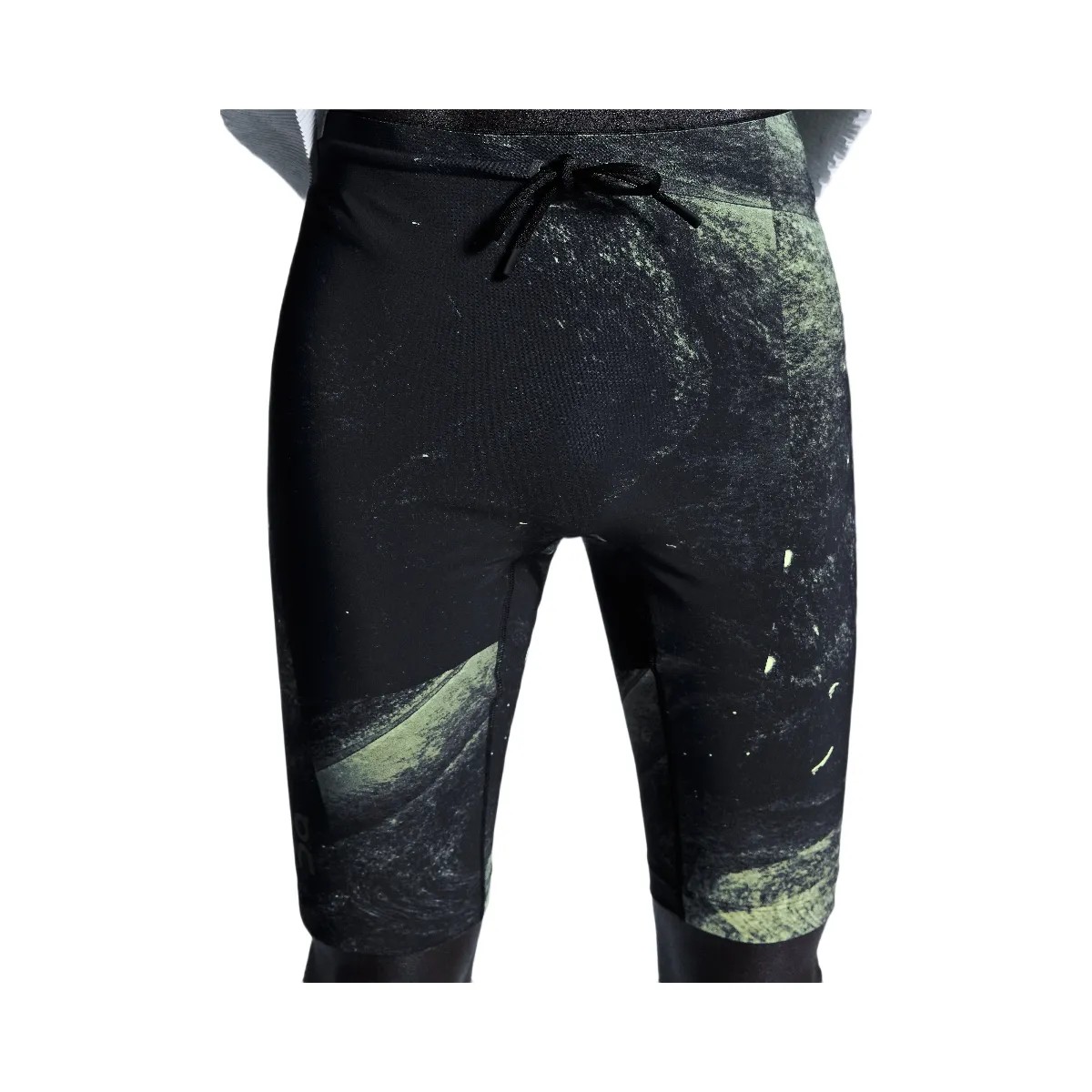 On Race Tights Half Black | Limelight - HypeFly India View 4
