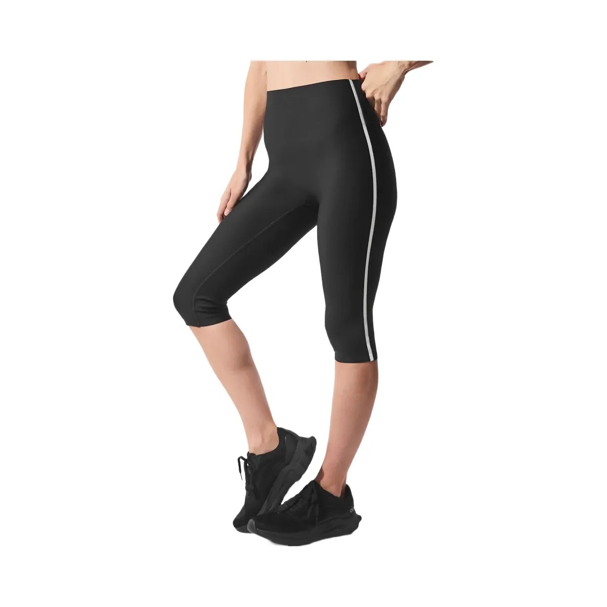 Alo Women's Airlift High-Waist Super Sleek Contrast Capri - Black/White - HypeFly India View 1