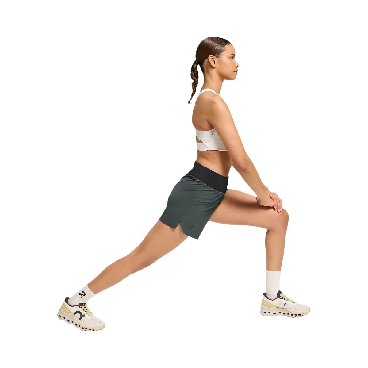 On 5" Running Shorts Lead | Black - HypeFly India View 2