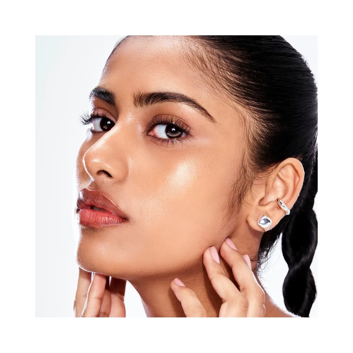 SACHEU Peel Off Lip Liner STAY-N - HypeFly India View 4