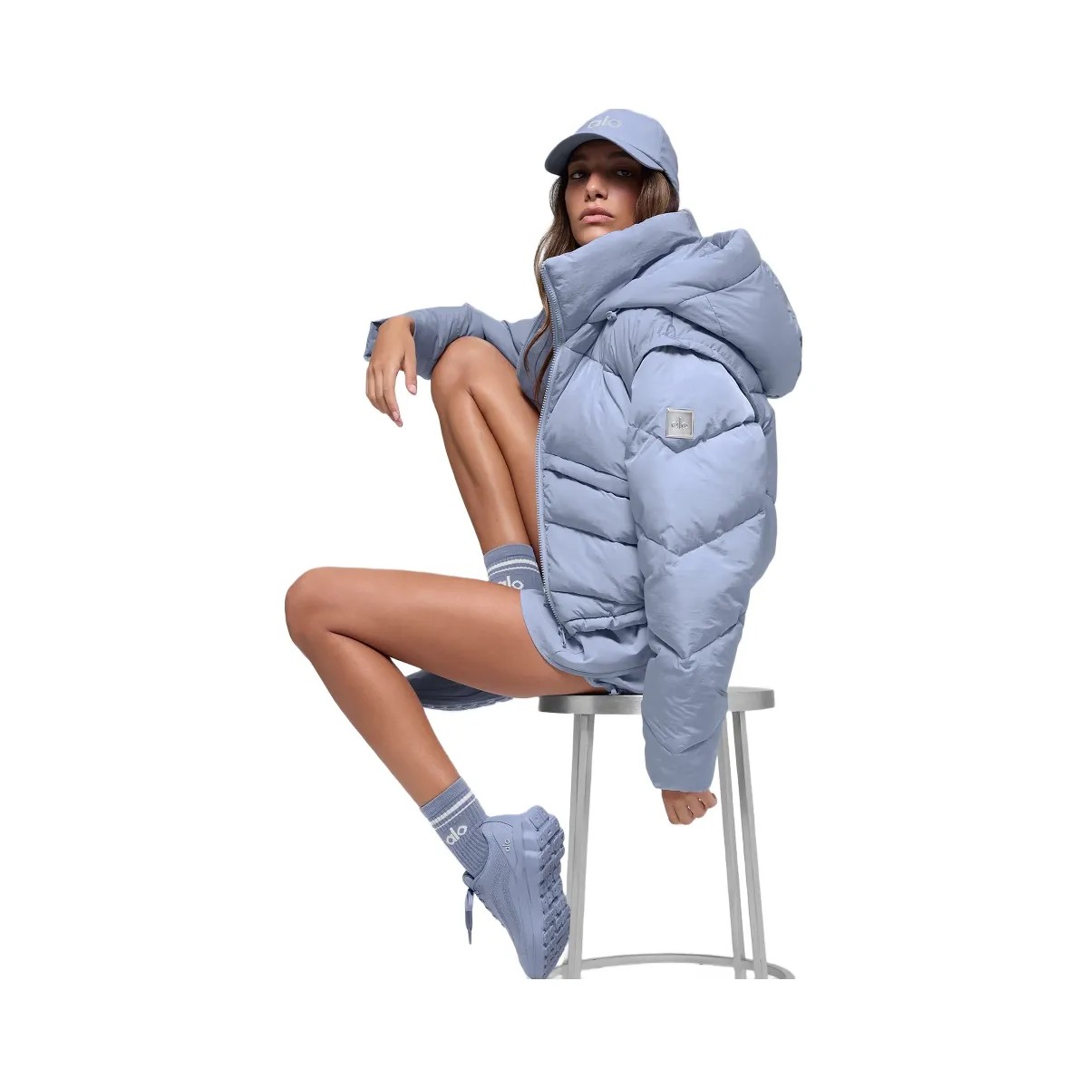 Alo Women's Glacier Puffer - Winter Frost - HypeFly India View 4