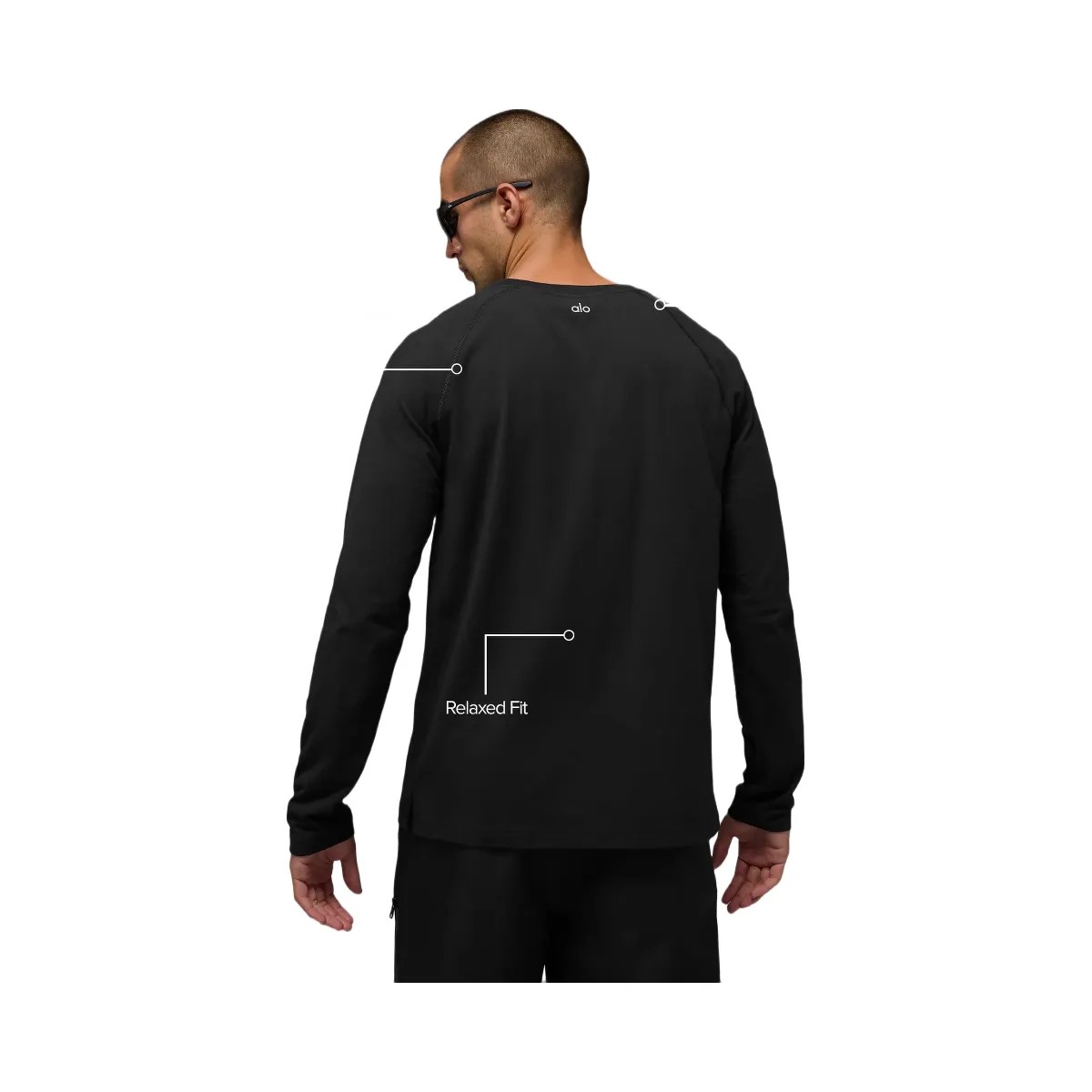 Alo Men's ALO Vapor Crewneck Long Sleeve - Black - HypeFly India View 2