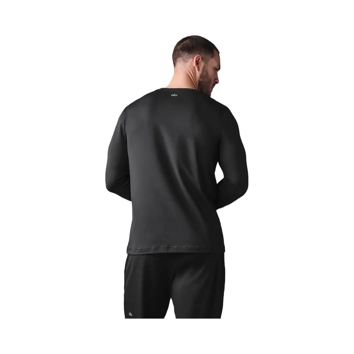 Alo Men's Conquer Reform Crewneck Long Sleeve - Black - HypeFly India View 4