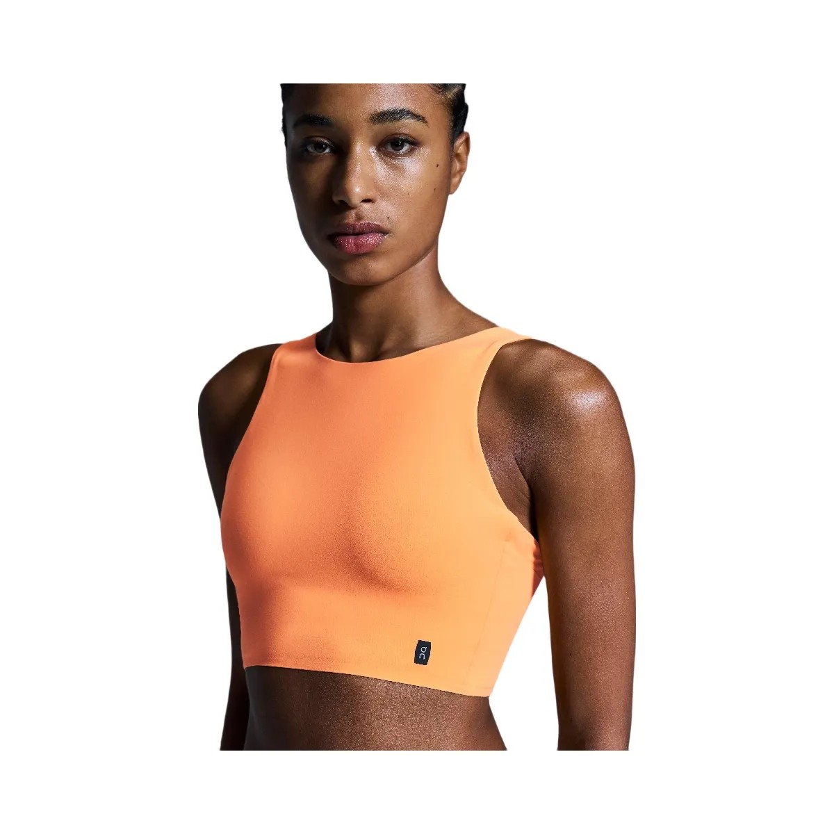 On Core 2-In-1 Crop Tangerine - HypeFly India View 3