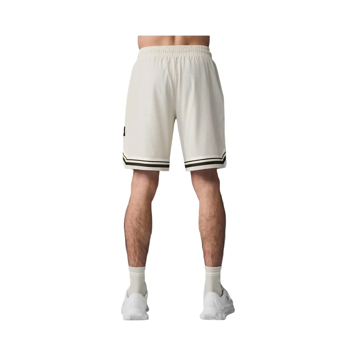 Alo Men's 9" Traction Arena Short - Bone - HypeFly India View 4