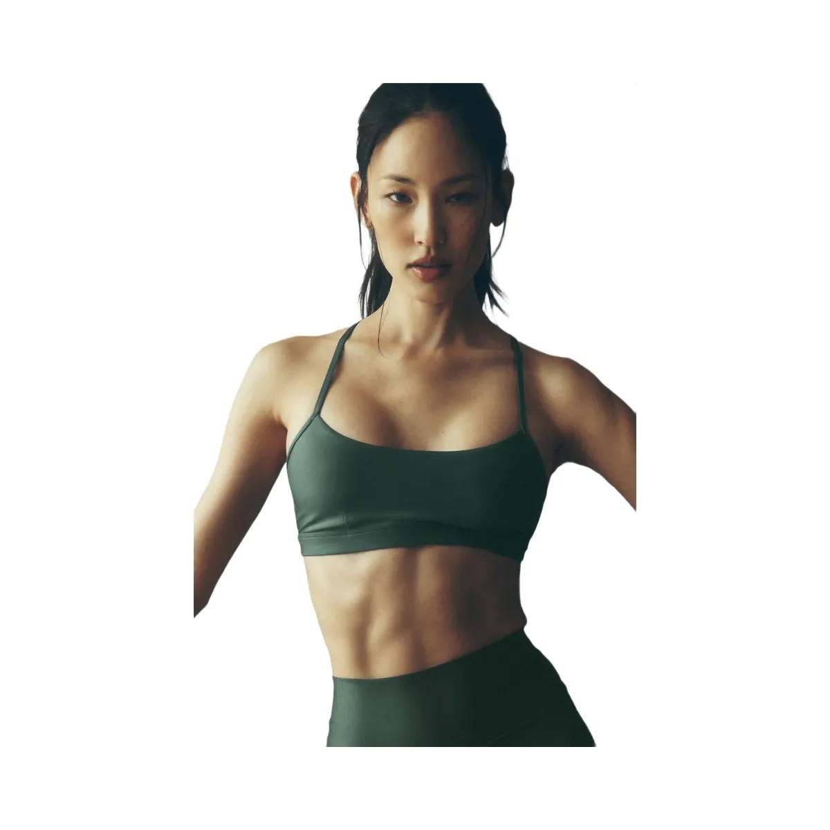 Alo Women's Airlift Intrigue Bra - Clover Green - HypeFly India View 1
