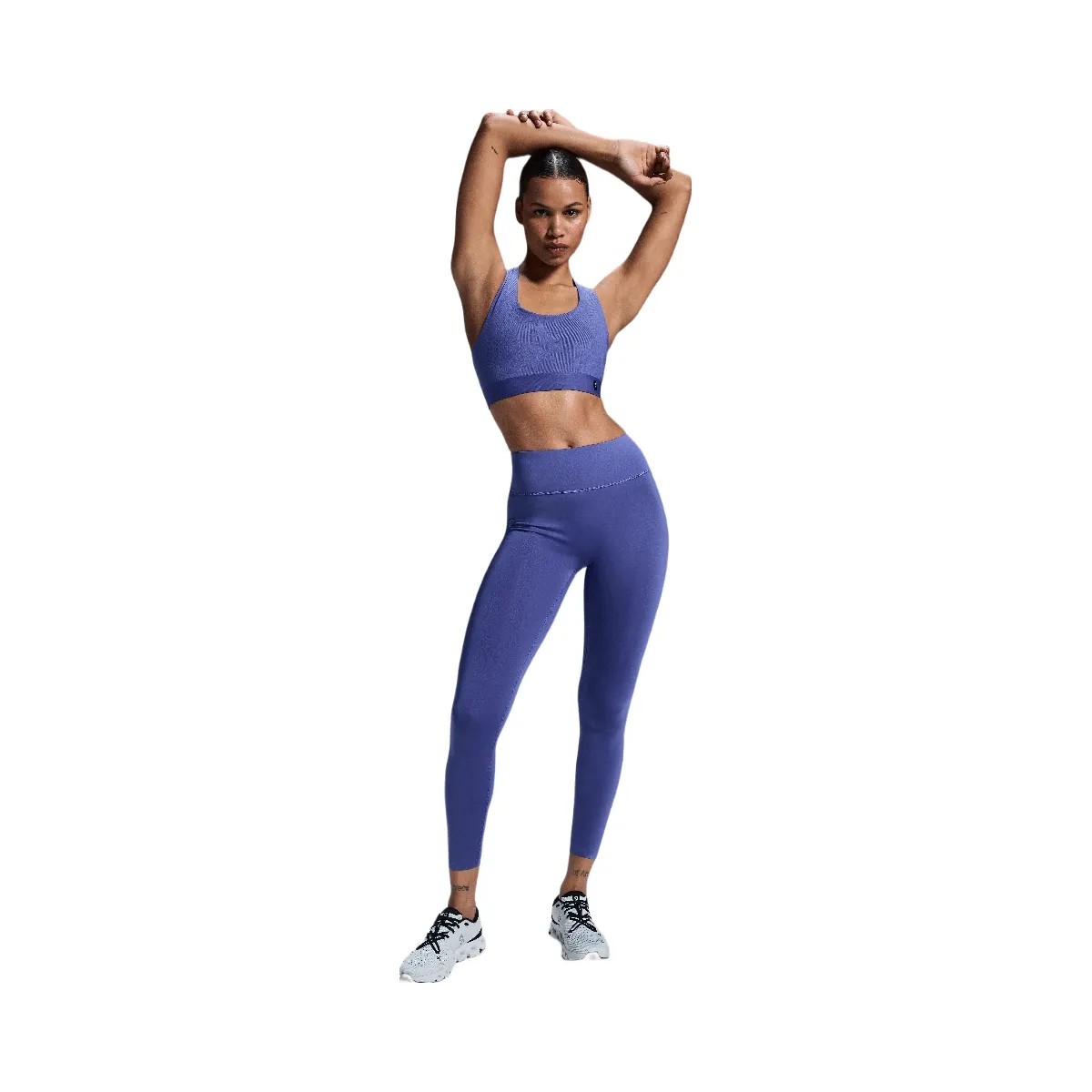 On Core Tights Iris - HypeFly India View 3