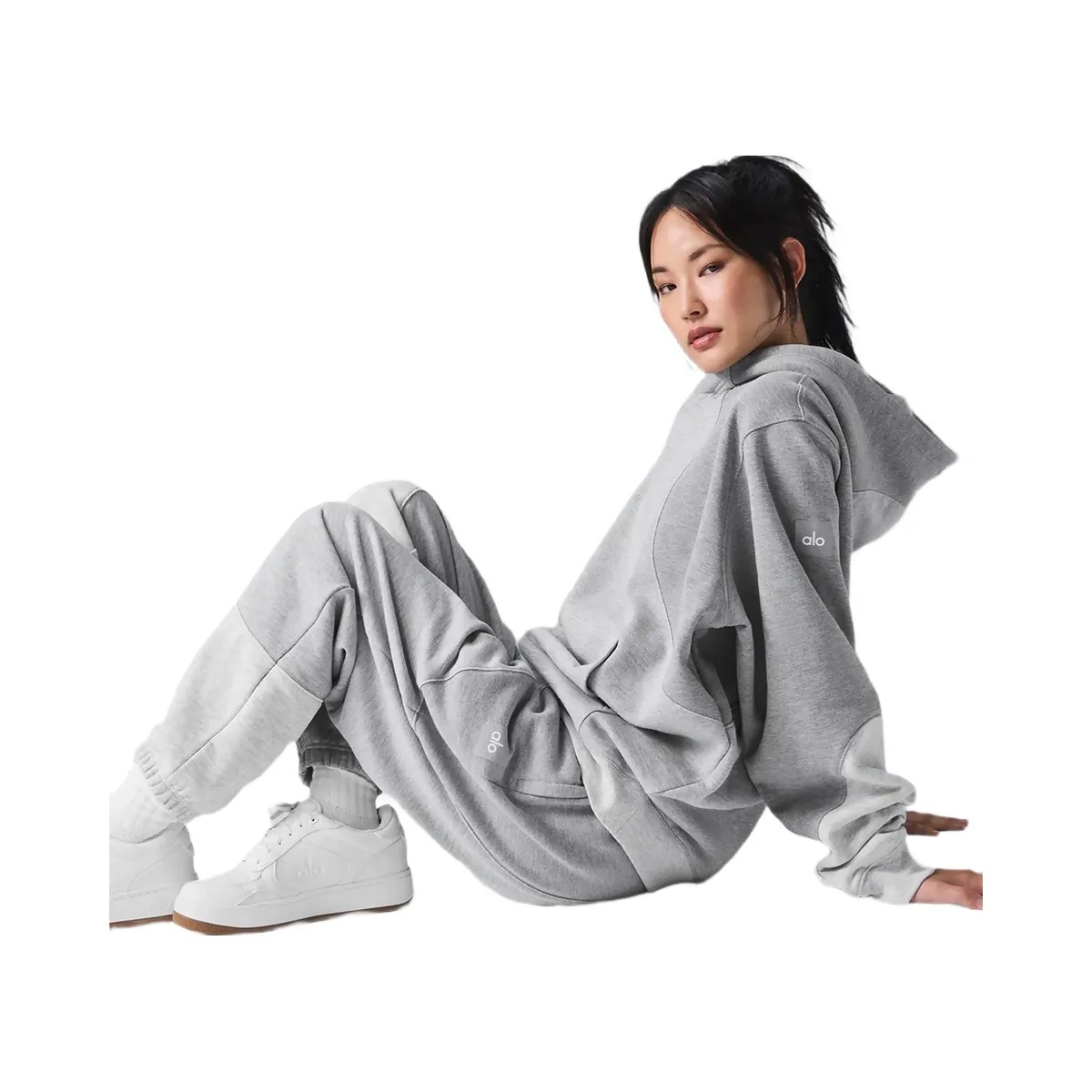 Alo Make Waves Sweatpant - Athletic Heather Grey Tonal - HypeFly India View 5