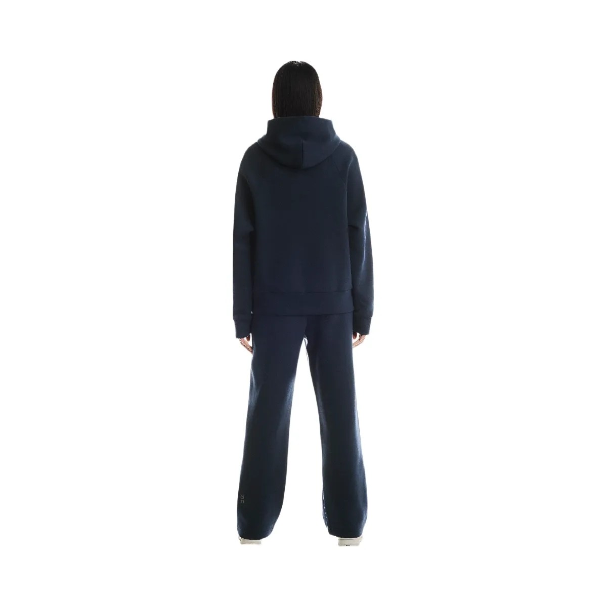 On Focus Tech Sweatpants Navy - HypeFly India View 3