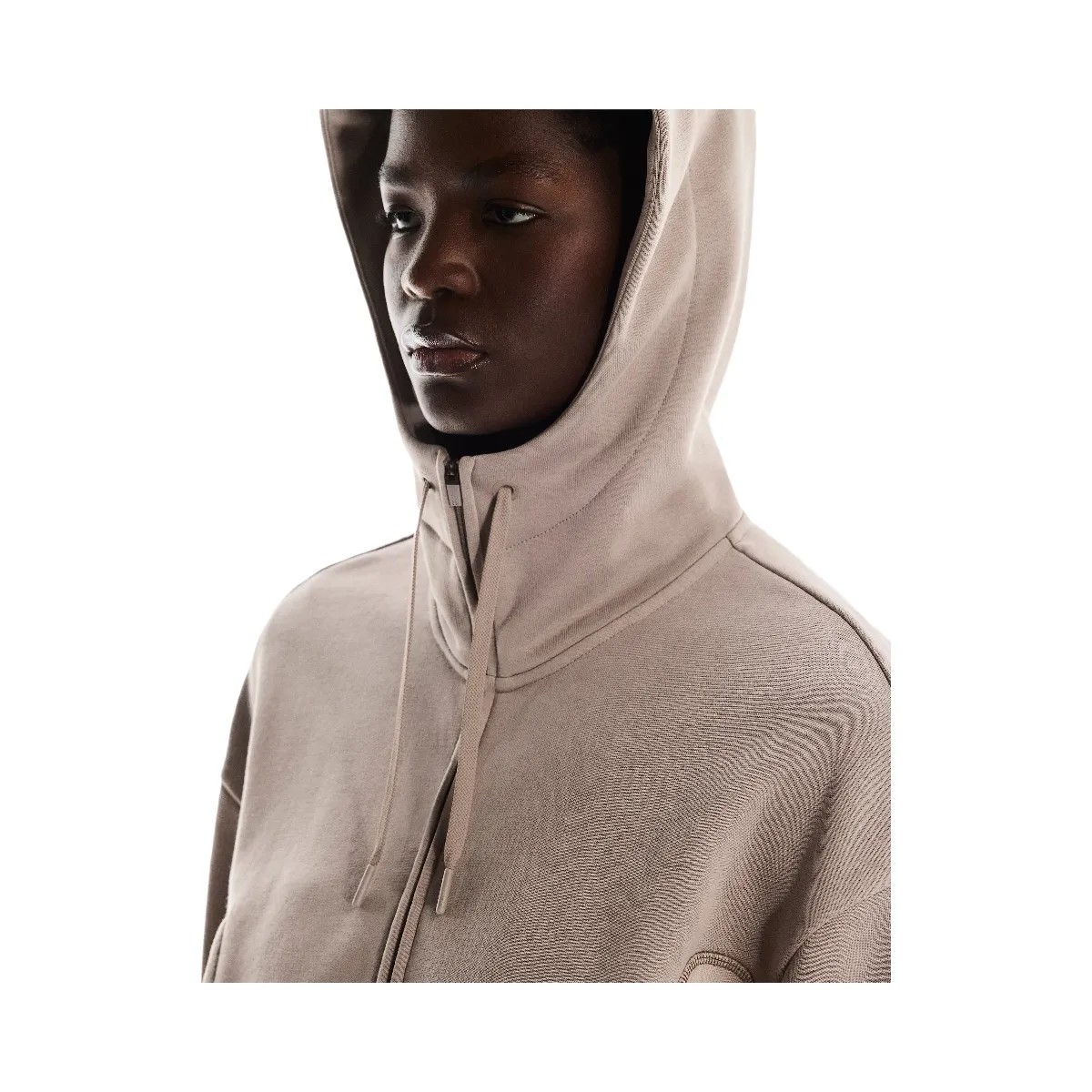 On Club Cropped Hoodie Fka Cinder | Desert - HypeFly India View 4