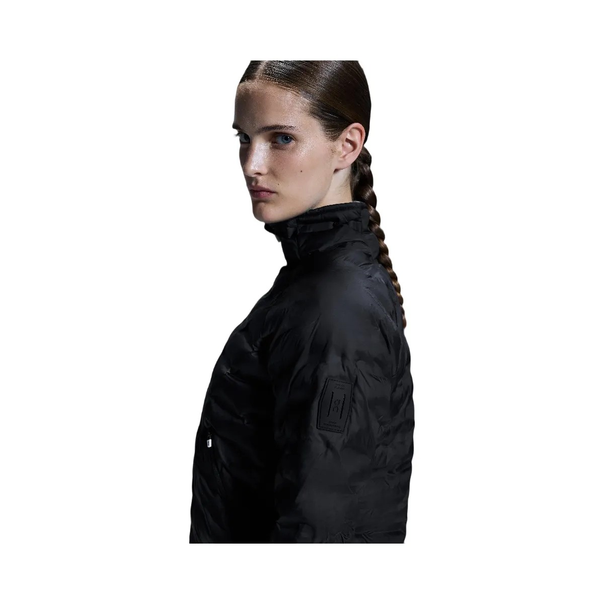 On Switch Jacket Black | White - HypeFly India View 4