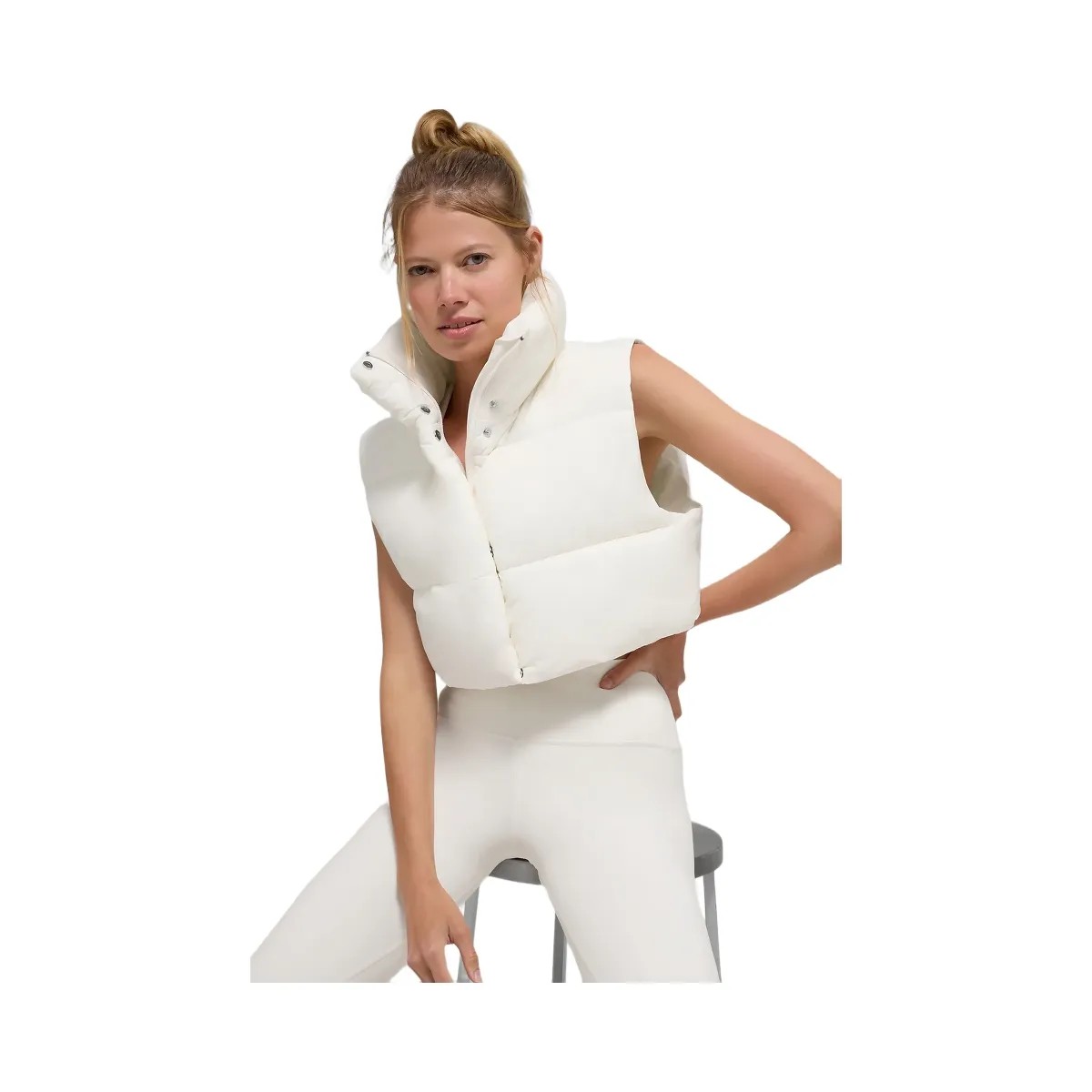 Alo Women's Cropped Gold Rush Puffer Vest - Ivory - HypeFly India View 5