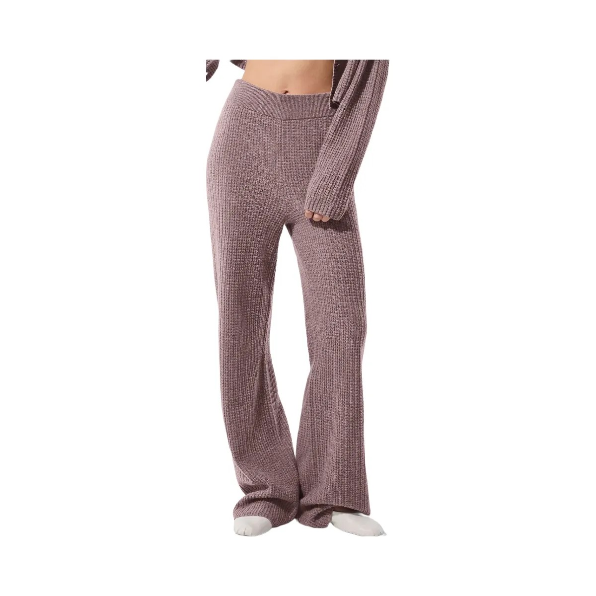 Alo Women's Cashmere High-Waist Plush Waffle Pant - Mushroom Heather - HypeFly India View 3