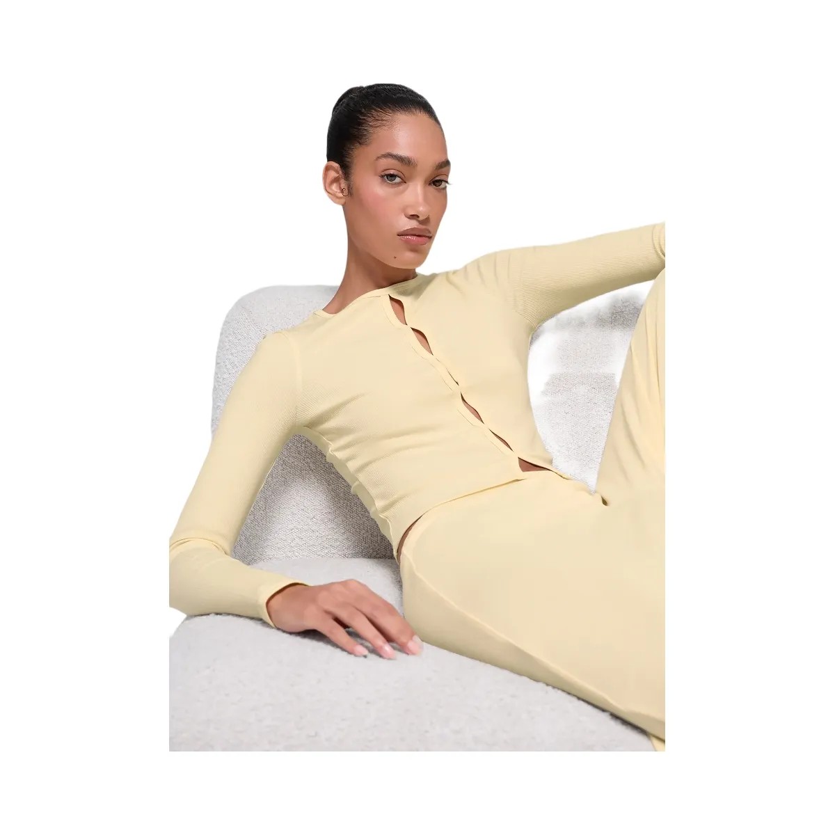 Alo Women's Dreamlight Long Sleeve Top - Candlelight Yellow - HypeFly India View 3
