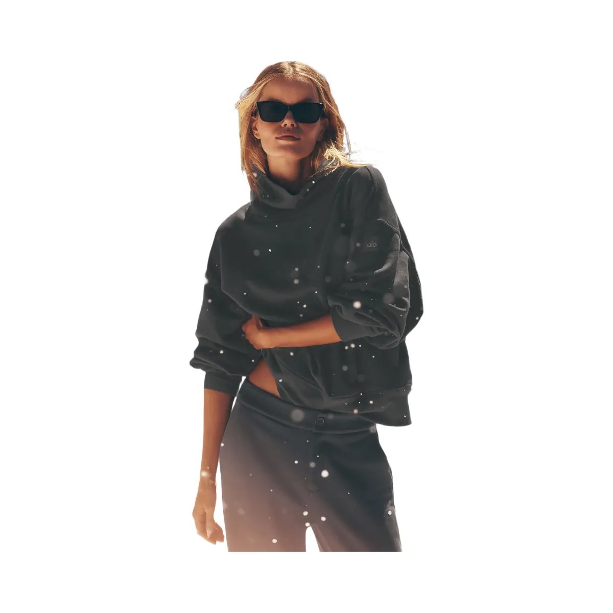 Alo Women's Hazy Mock Neck Pullover - Anthracite - HypeFly India View 5