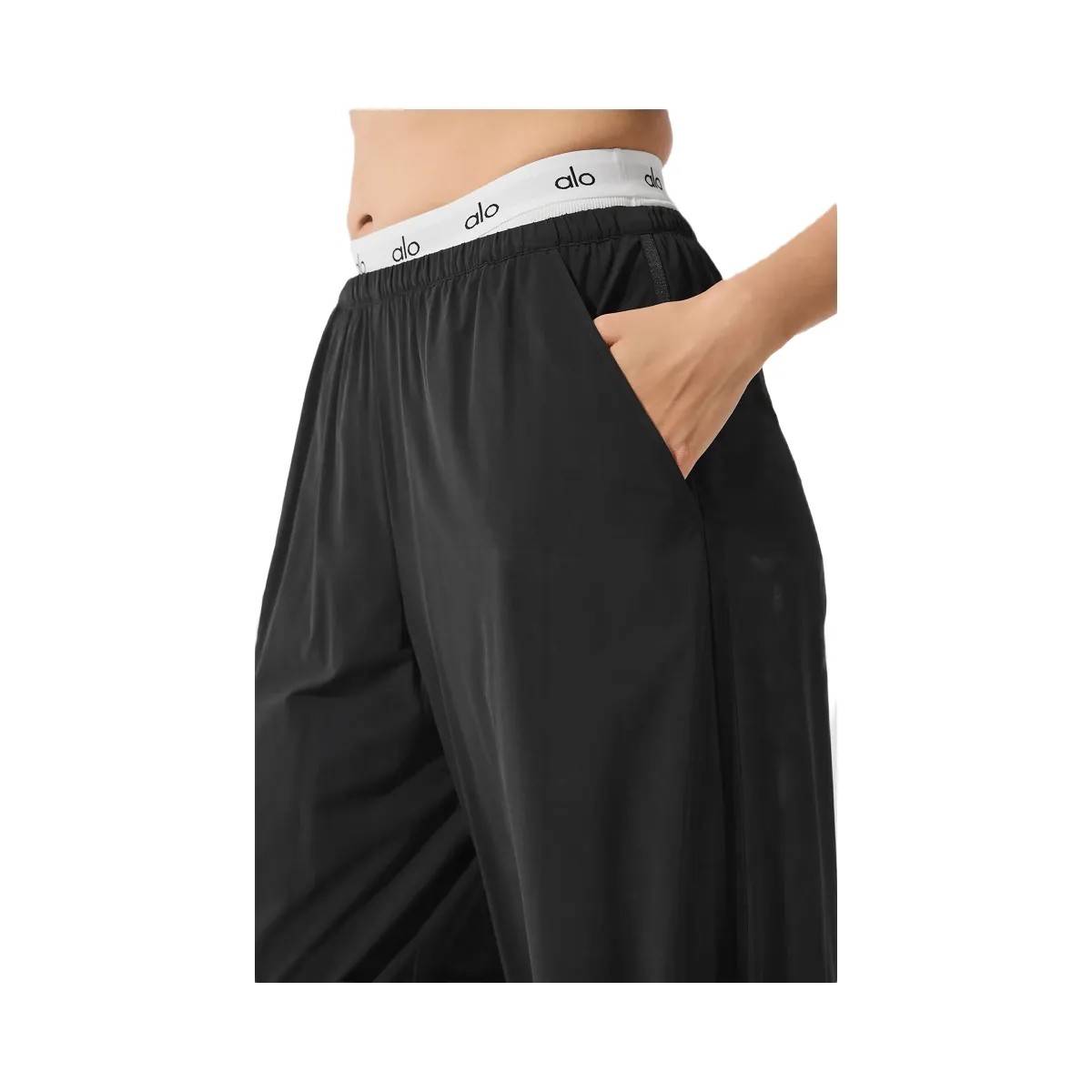 Alo Women's Breezy Wide Leg Pant (Long) - Black - HypeFly India View 2
