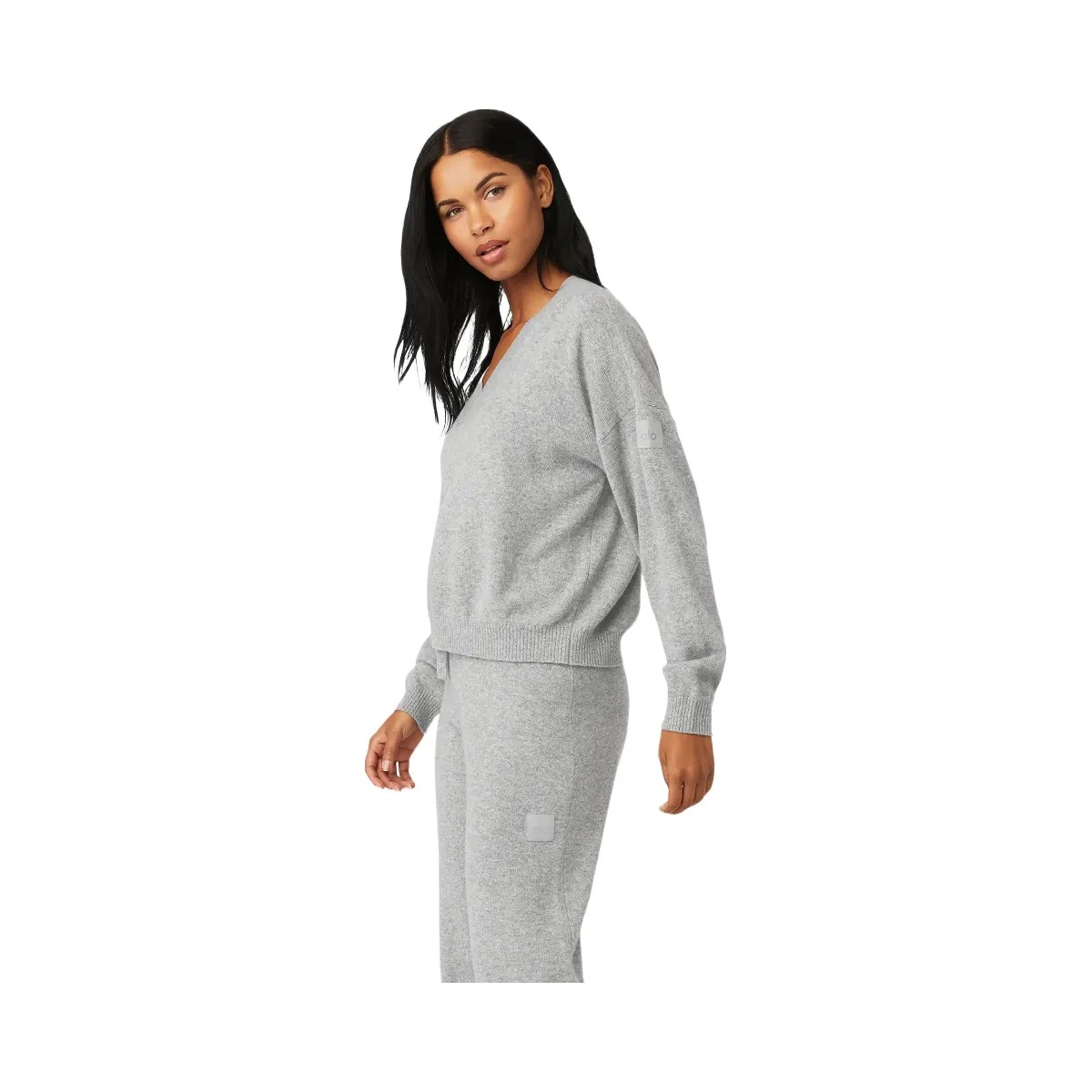 Alo Women's Cashmere Jet Set V-Neck Pullover - Dove Grey Heather - HypeFly India View 2