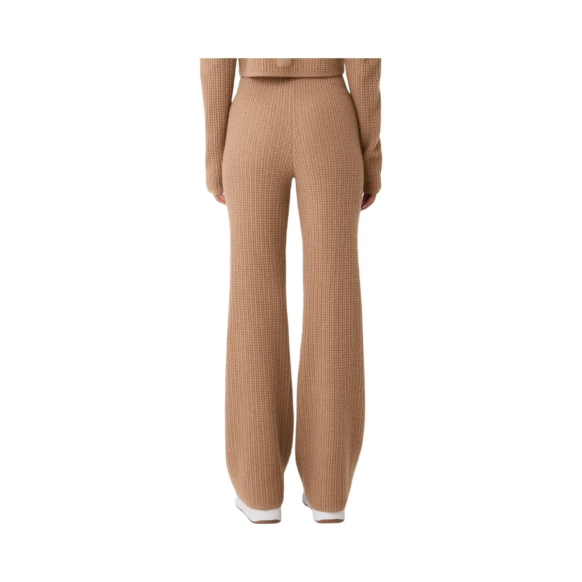 Alo Women's Cashmere High-Waist Plush Waffle Pant - Toasted Almond - HypeFly India View 4