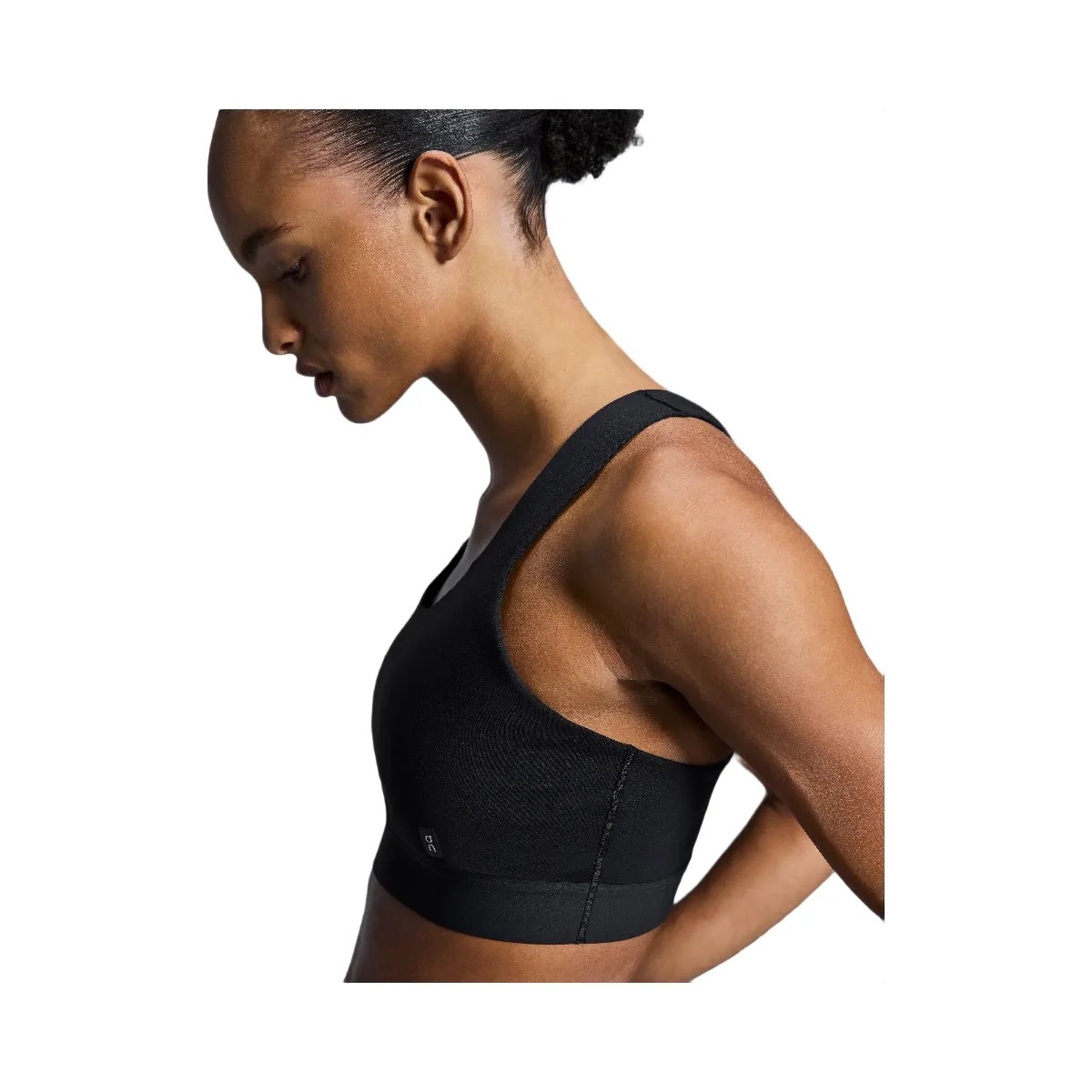 On Core Bra Black - HypeFly India View 2
