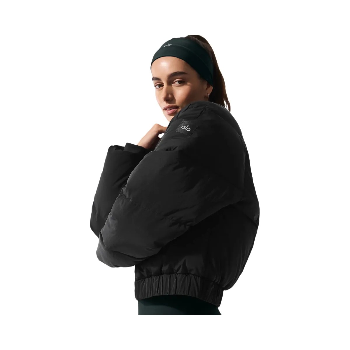 Alo Women's Stargazing Puffer - Black - HypeFly India View 4