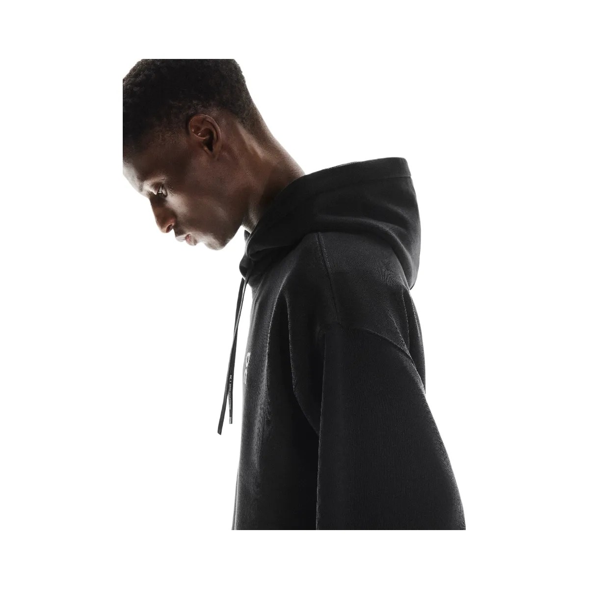 On Club Oac Hoodie Black - HypeFly India View 5