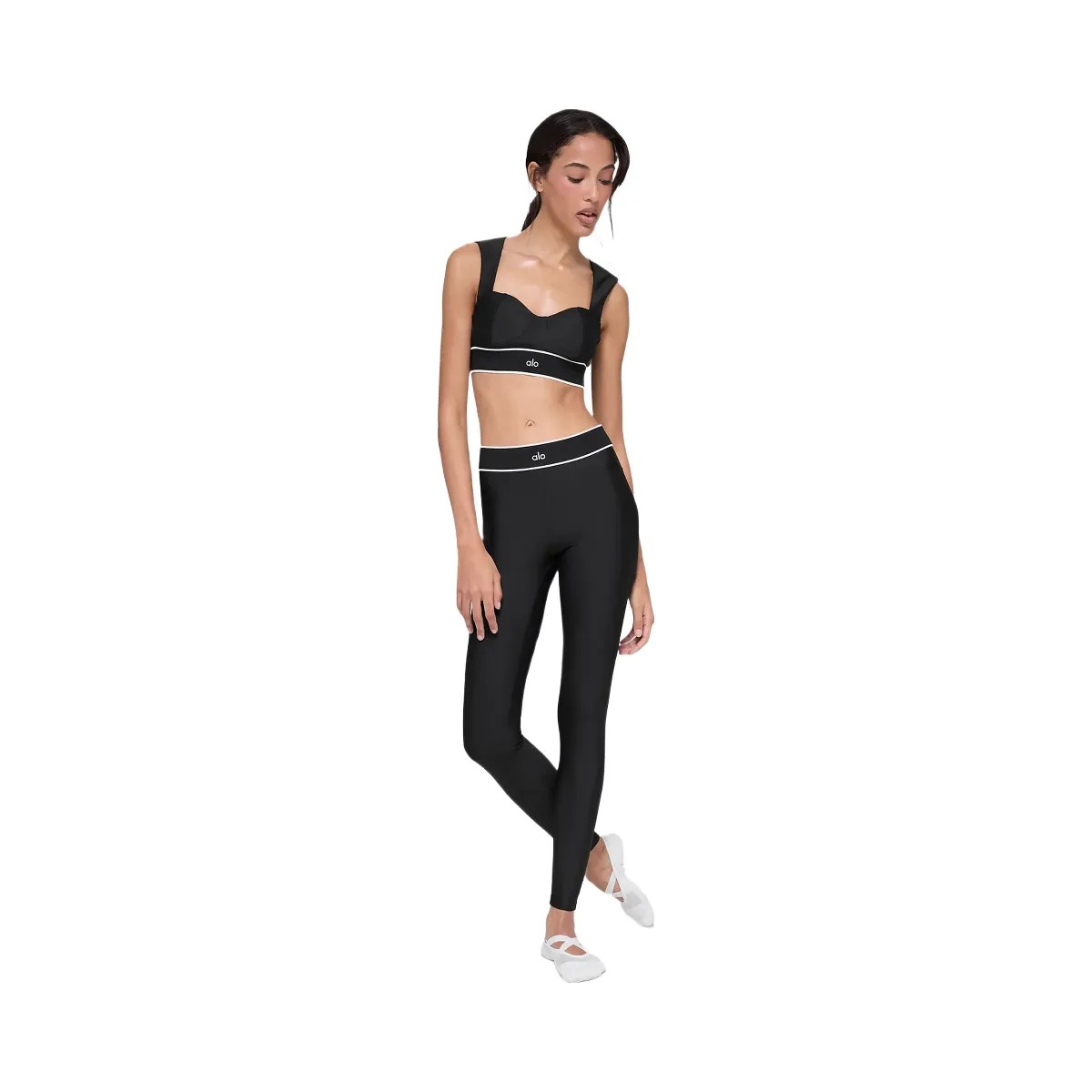 Alo Women's Airlift Alignment Bra - Black/White - HypeFly India View 4
