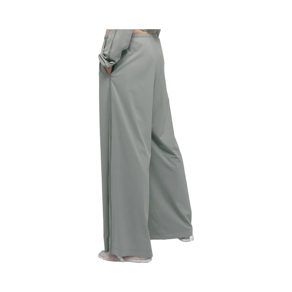 Alo Women's Breezy Wide Leg Pant (Regular) - Lunar Grey - HypeFly India View 3