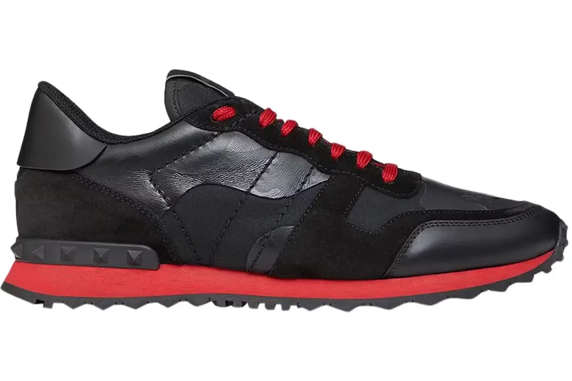 Valentino-Garavani-Rockrunner-Black-Valentino-Red.webp