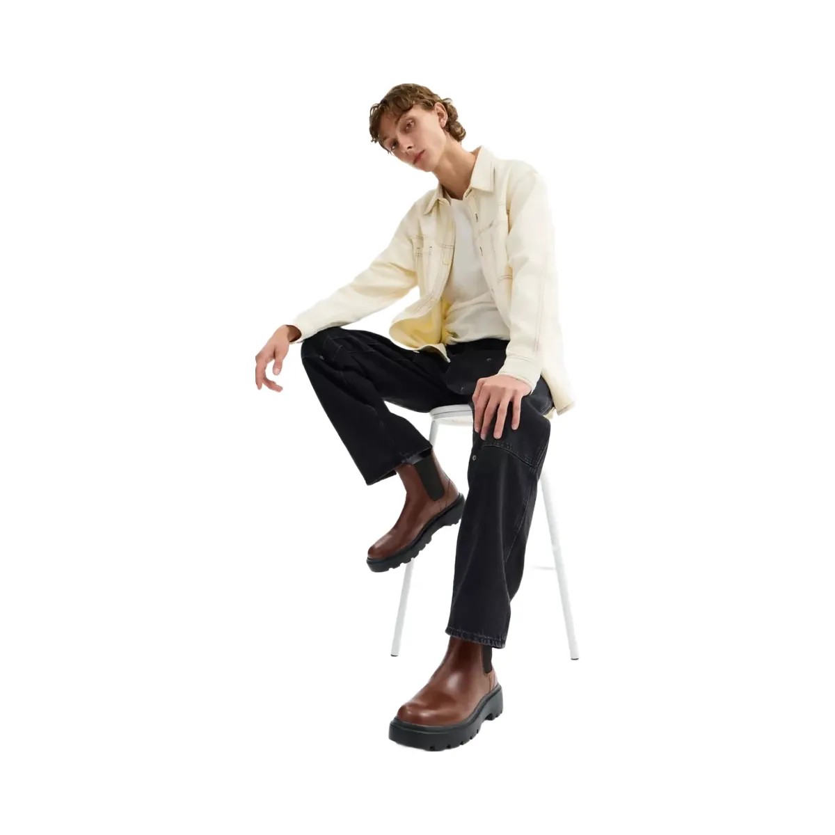 Coach Chelsea Boot in Vintage Brown Black - HypeFly India View 4