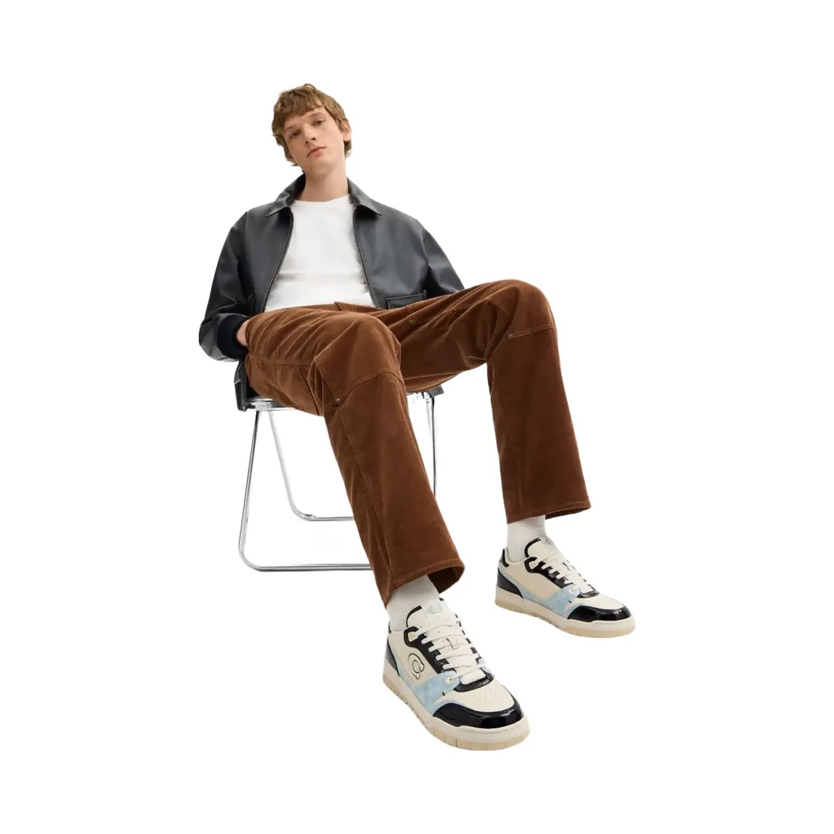 Coach Men's Soho Sneaker With Patent Signature Sea Mist Black. - HypeFly India View 5