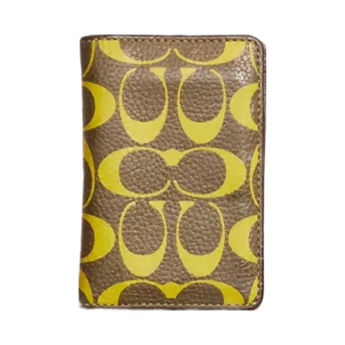 Coach Restored Card Wallet In Signature Leather in Army Green Key Lime - HypeFly India View 1